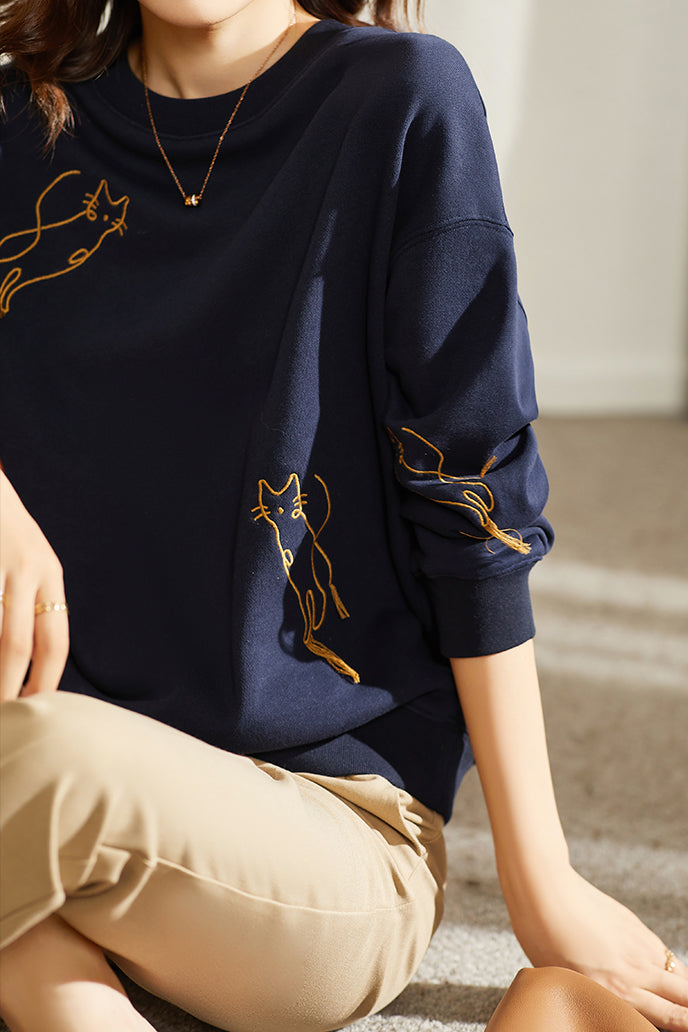 ラウンドネックネコ刺繡装飾スウェット - liwisi