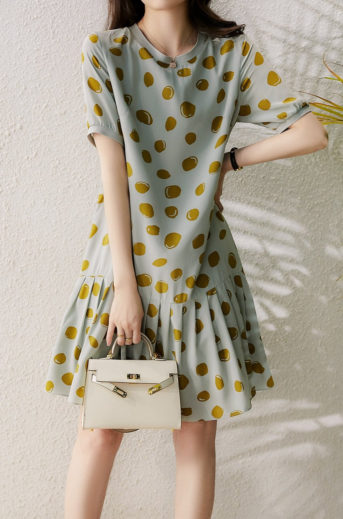 Bubble dot pattern pleated switching dress with lining