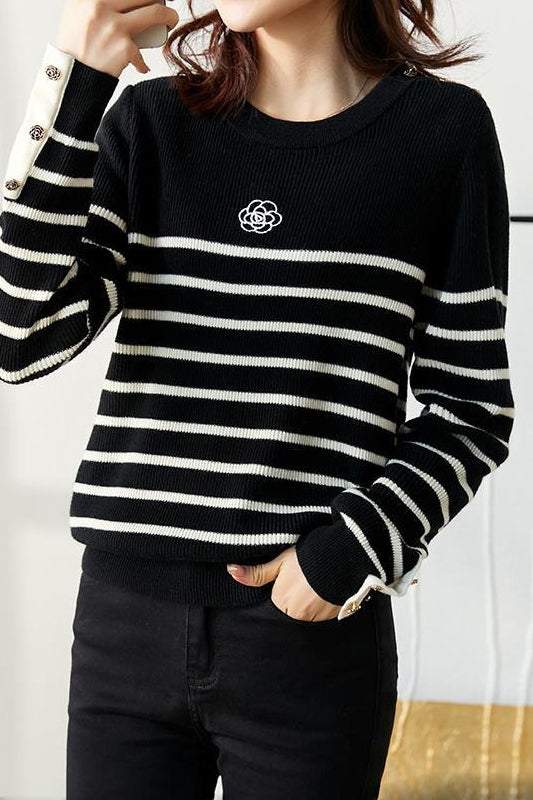フラワー刺繡パネルボーダーニットトップス　2色入 - liwisi