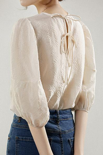 バックリボンエンボス加工パフブラウス　2色入 - liwisi